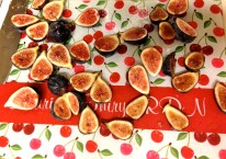 Prosciutto-Wrapped Stuffed Figs - New Kid on the Guac