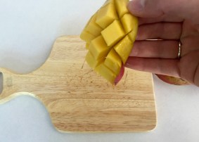 How To Cut A Mango - New Kid On The Guac